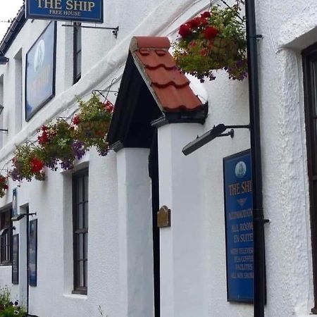 The Ship Inn Holy Island of Lindisfarne Экстерьер фото